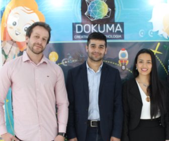 (De Izq. A Der.) Matías Parodi, Director de Producto Lirmi.com_ Marcelo Catrileo, Fundador Lirmi Chile_ Alexandra Calderón, CEO Dokuma Colombia_ Adolfo Loncomil, Director Pedagógico Lirm (1)