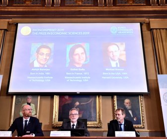 2019-10-14T101518Z_519321330_RC1F74541500_RTRMADP_3_NOBEL-PRIZE-ECONOMICS