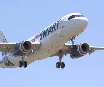 Avión JetSMART 5 (1)