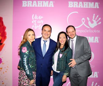 Carolina Amador gerente Mercadeo Stanton, Sebastián Quintero Dir Fundación Salud Querida , Favia Do Santos y Raymond Bakalarz .