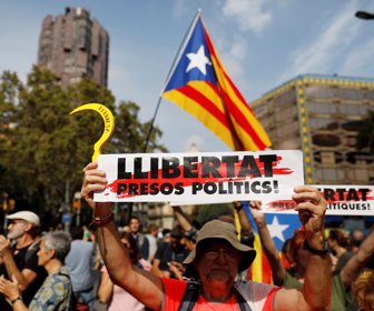 2019-10-14T111939Z_236468287_RC112775E930_RTRMADP_3_SPAIN-POLITICS-CATALONIA