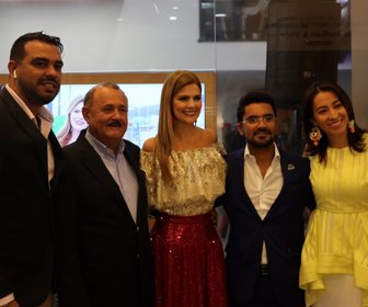 Henry Mendoza, Manuel García Turizo, Rochi Stevenson, Manuel Fernando García y Sandra Cortes