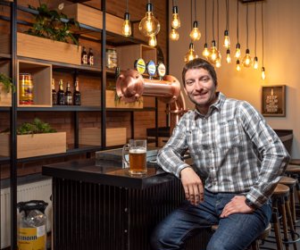 Alejandro Kunstmann, segunda generación Kunstmann y gerente comercial de Cervecería Kunstmann. 3