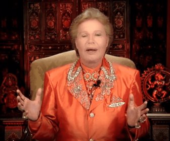 walter_mercado_twitter_crop1572805322538.png_1935594547