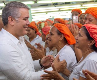 Duque y mujeres