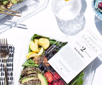 beauty-blend-salad-sakara-HLTHFOOD1119