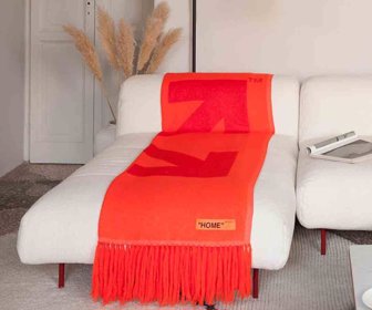 Off White ¨HOME¨ Disponible en Farfetch.com (1)