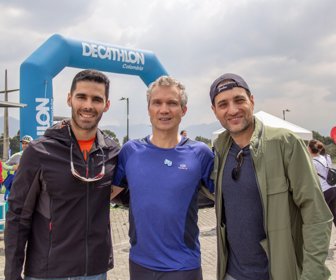 Decathlon_IDRD_movil_sociales_1_Pedro Pallares-Actor y deportista_Augusto Felix-CEO Decathlon Colombia_Andres Suarez-Actor y deportista
