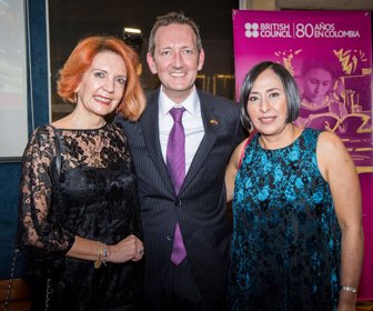 Sylvia Ospina Directora de Artes de British Council Colombia, Colin Martin-Reynolds Embajador del Reino Unido en Colombia, Soraya Colmenares Directora British Council Colombia