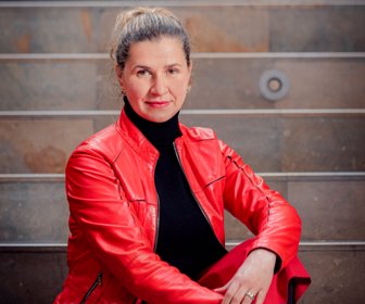 Veneta Stefanova Andonova Zuleta- Decana Fac Administracion 01 (1)