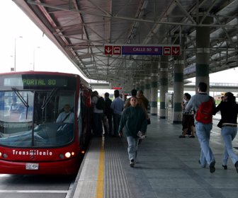 TransMilenio Estaciones Interior Exterior Buses (13)
