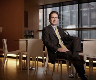 ROBERTO_Amarilo
