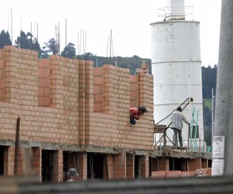 CONSTRUCCIÓN DE VIVIENDA