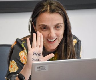 Karen abunen, ministra de las TIC