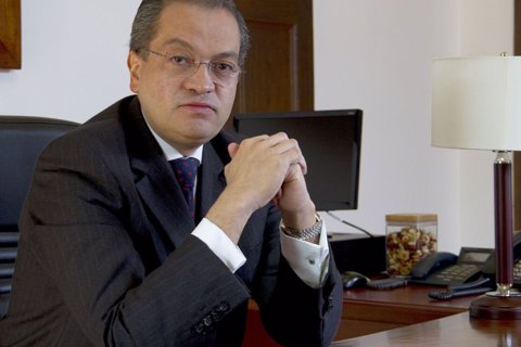 Fernando-Carrillo-Procurador1