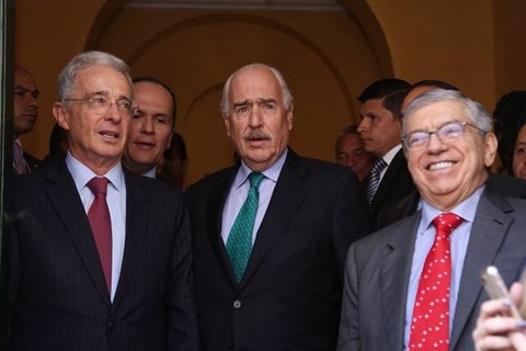 Reunión entre Los expresidentes Álvaro Uribe Vélez, Cesar Gaviria y Andrés Pastrana