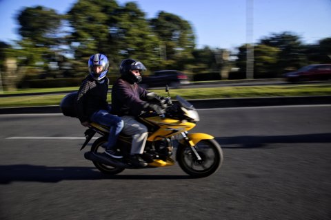 Parrillero-moto-1