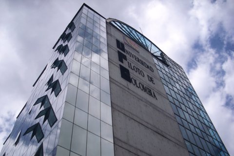 Universidad Piloto