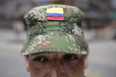 Militares