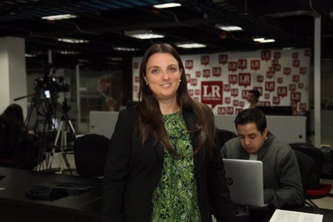 Karen AbudinenAsuntos