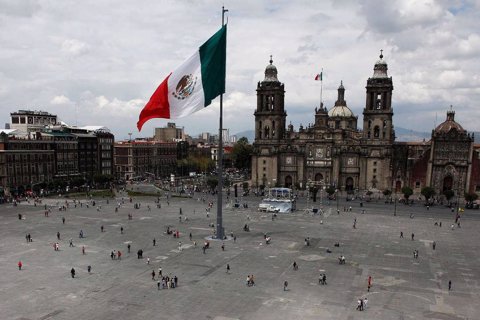 Reuters-Mexico-bandera (1)
