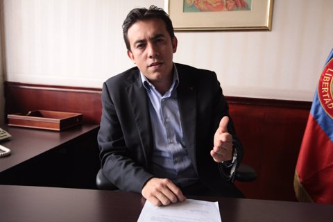 Alexander Vega AL