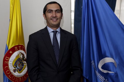 senador