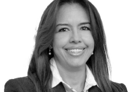 Amanda-Ortiz,-abogada-Araújo-Ibarra_web
