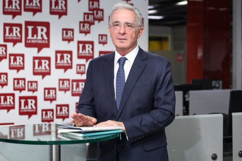 Álvaro Uribe Vélez, Senador de la República_LR (82) (2)