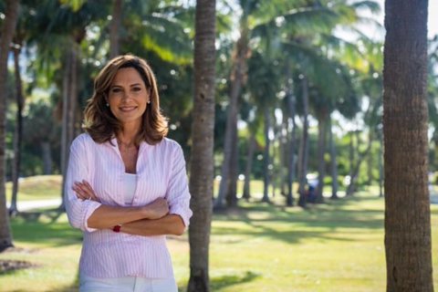 María Elvira Salazar