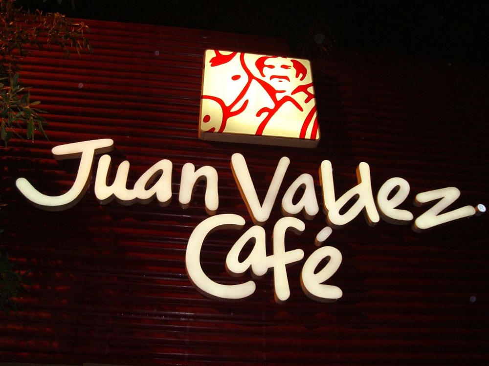 Procafecol hoy inaugura su primera tienda Juan Valdez Café