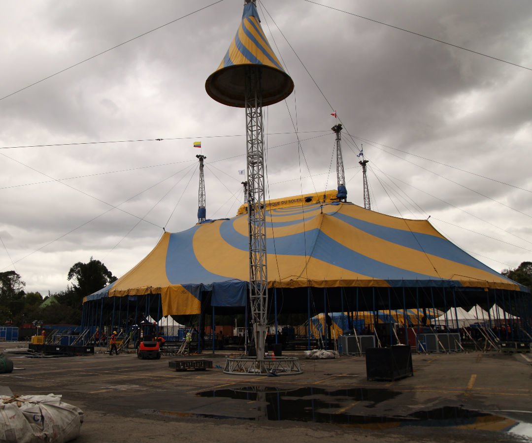 El show del Circo del Sol 'Amaluna' ya abrió su nueva carpa en Bogotá
