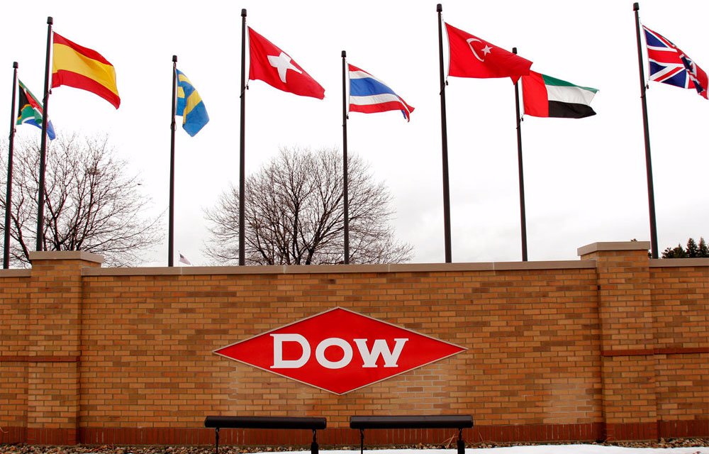 Dow Chemical y DuPont se fusionan para crear la mayor empresa química del mundo