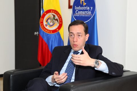 El superintendente Andrés Barreto invitó a respetar derechos de ...