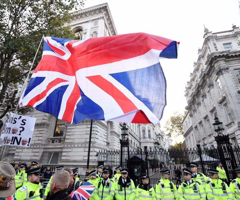 UK would be ready for Brexit border changes at midnight